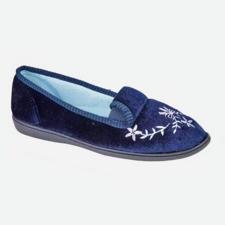 Exclusive to the Shoetree Comfort Collection. Dorothy is a ladies comfortable twin gusset slipper with flower design. (Please be aware that this item’s packaging may be a box or bag dependent upon the manufacturer)