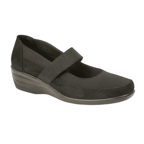 Exclusive to the Shoe Tree Comfort collection. Evania is a ladies wedged comfort shoe with an elasticated strap