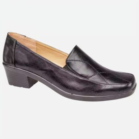 Exclusive to the Shoe Tree Comfort collection. Spice is a ladies gusset patch work court shoe.